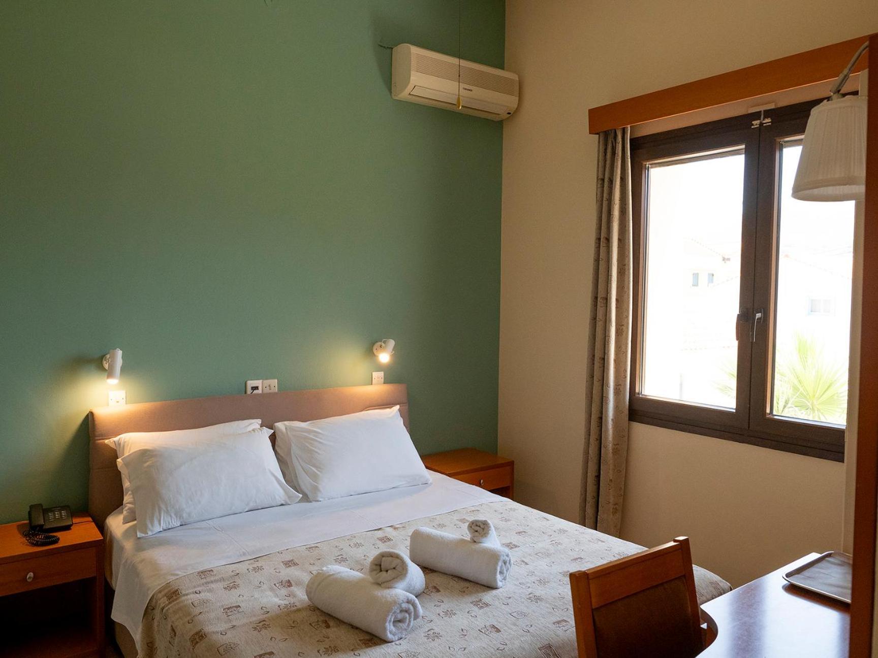 Sappho Hotel Skala Eresou Buitenkant foto