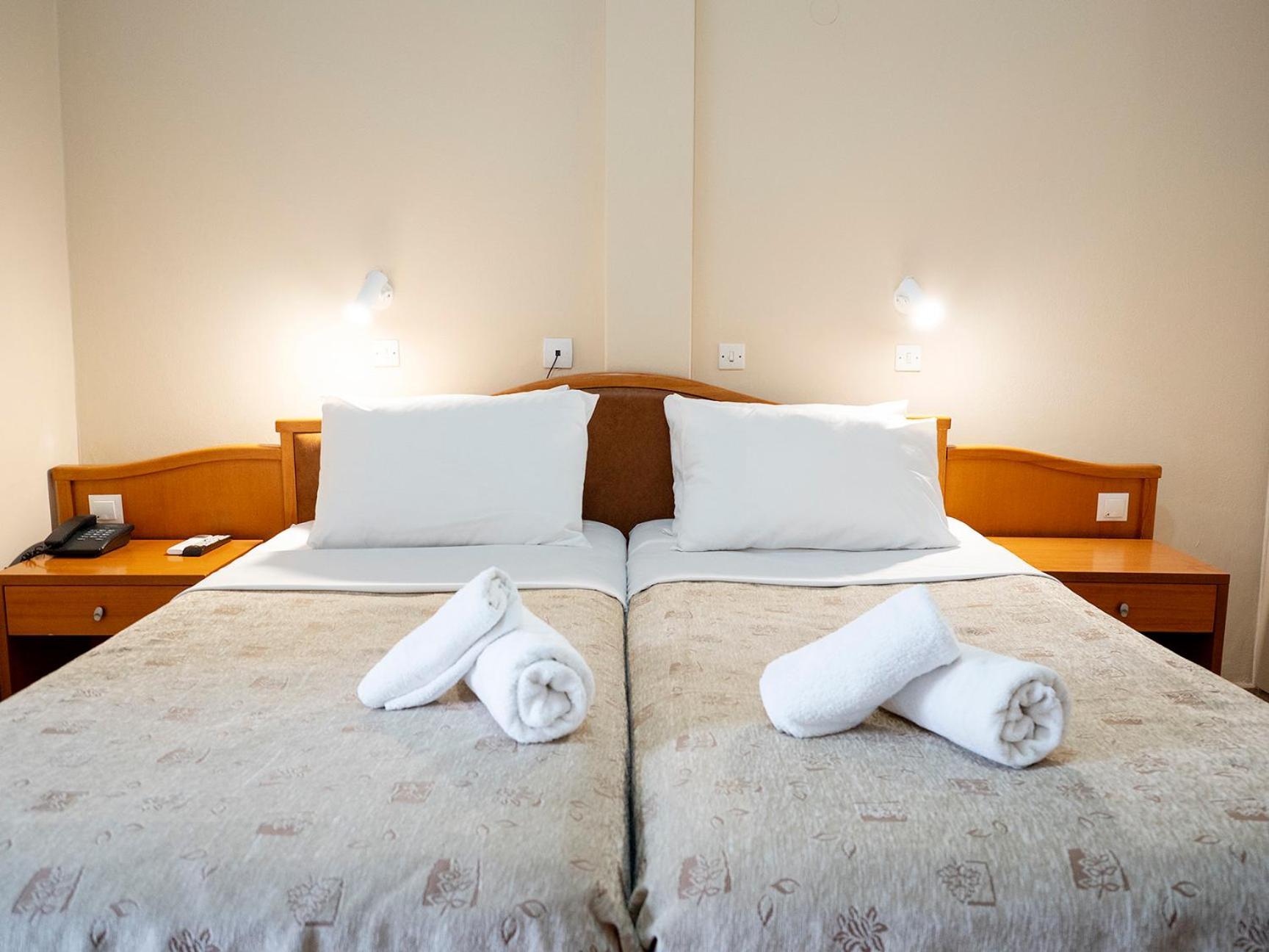 Sappho Hotel Skala Eresou Buitenkant foto